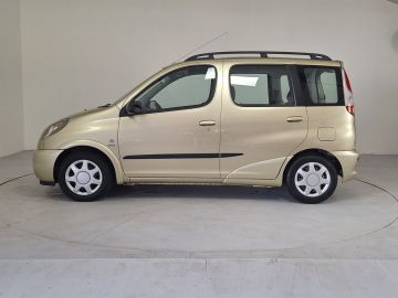 Toyota Yaris Verso